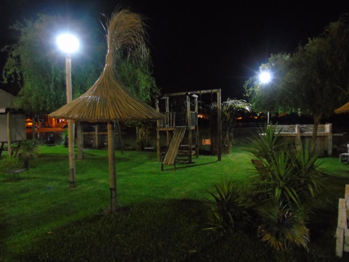Aitue Bungalows Gualeguaychú Exteriér fotografie